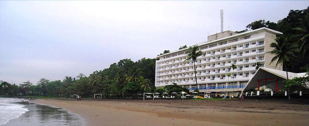 Grand Inna Samudra Beach Cimaja Exterior photo