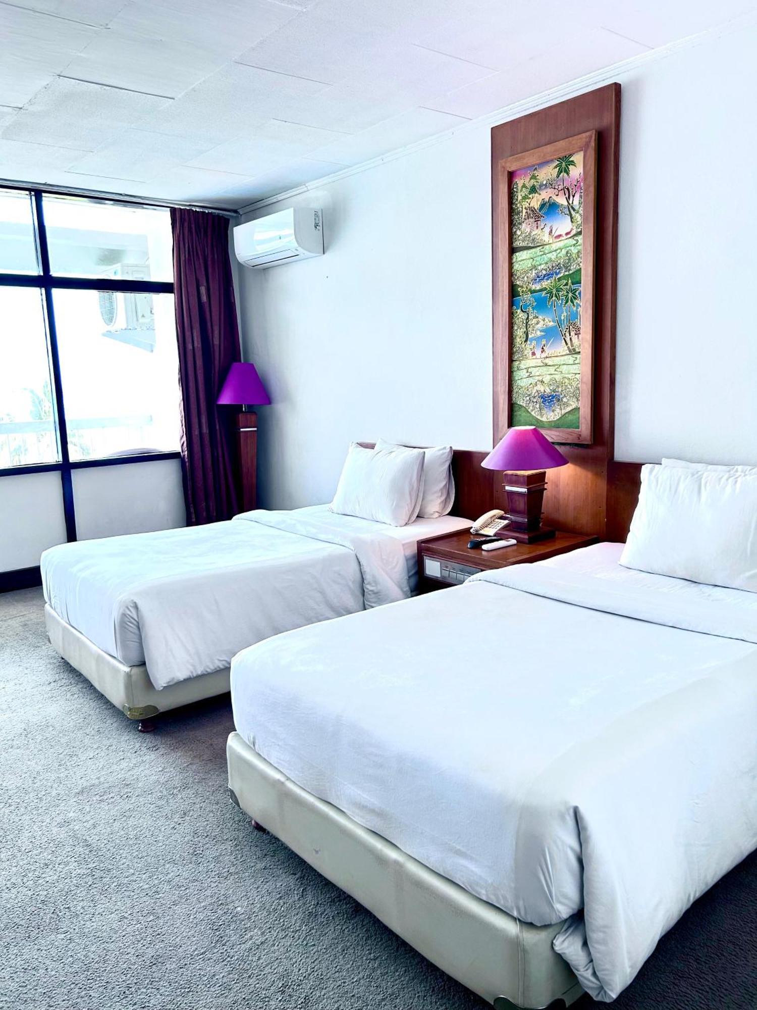 Grand Inna Samudra Beach Cimaja Exterior photo