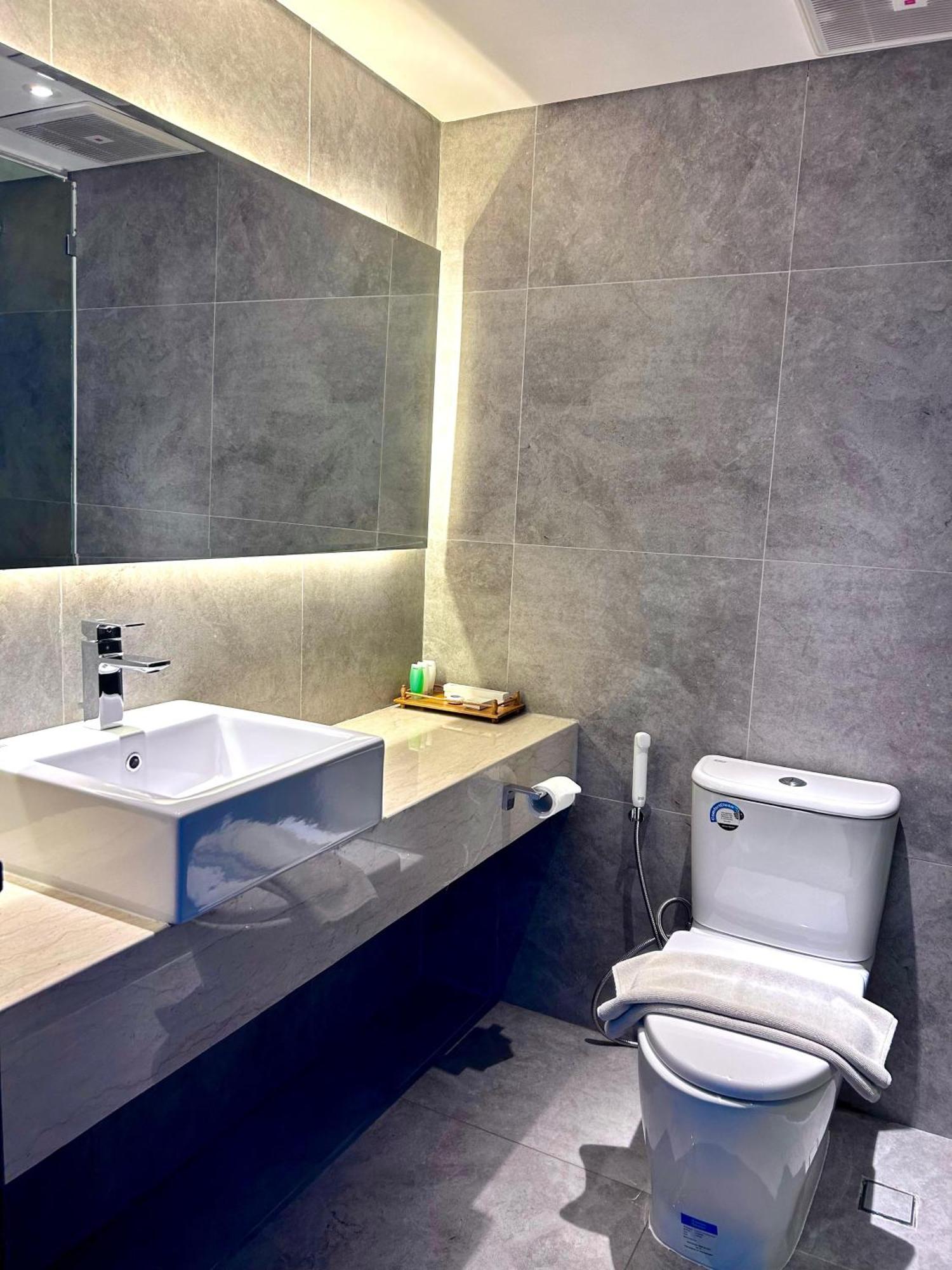 Grand Inna Samudra Beach Cimaja Exterior photo